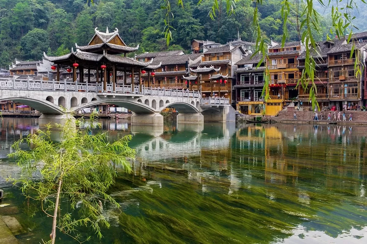 8天6晚 世界自然遺產 陶醉美妙绝伦仙境 湖南张家界精选 (2026+2027)